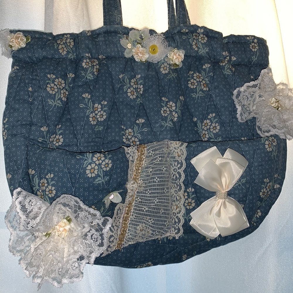 Vintage blue floral quilted beaded tote bag.